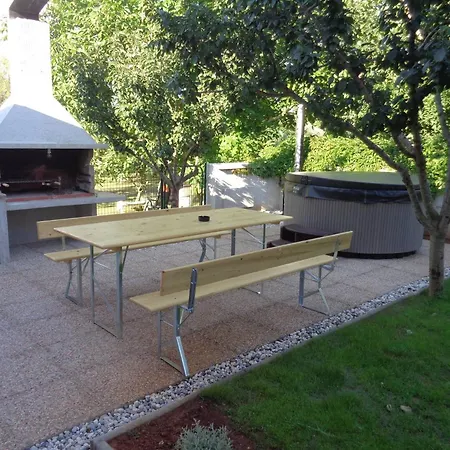 Hana-stunning Peninsula- With Hot Tub Tatil Evi Banjole